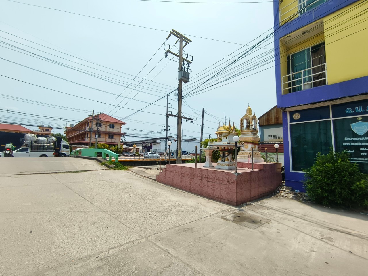 ขายอาคารพาณิชย์ 3 ชั้น ติดถนนเอกชัยทะลุถนนพระราม2 จังหวัดสมุทรสาคร